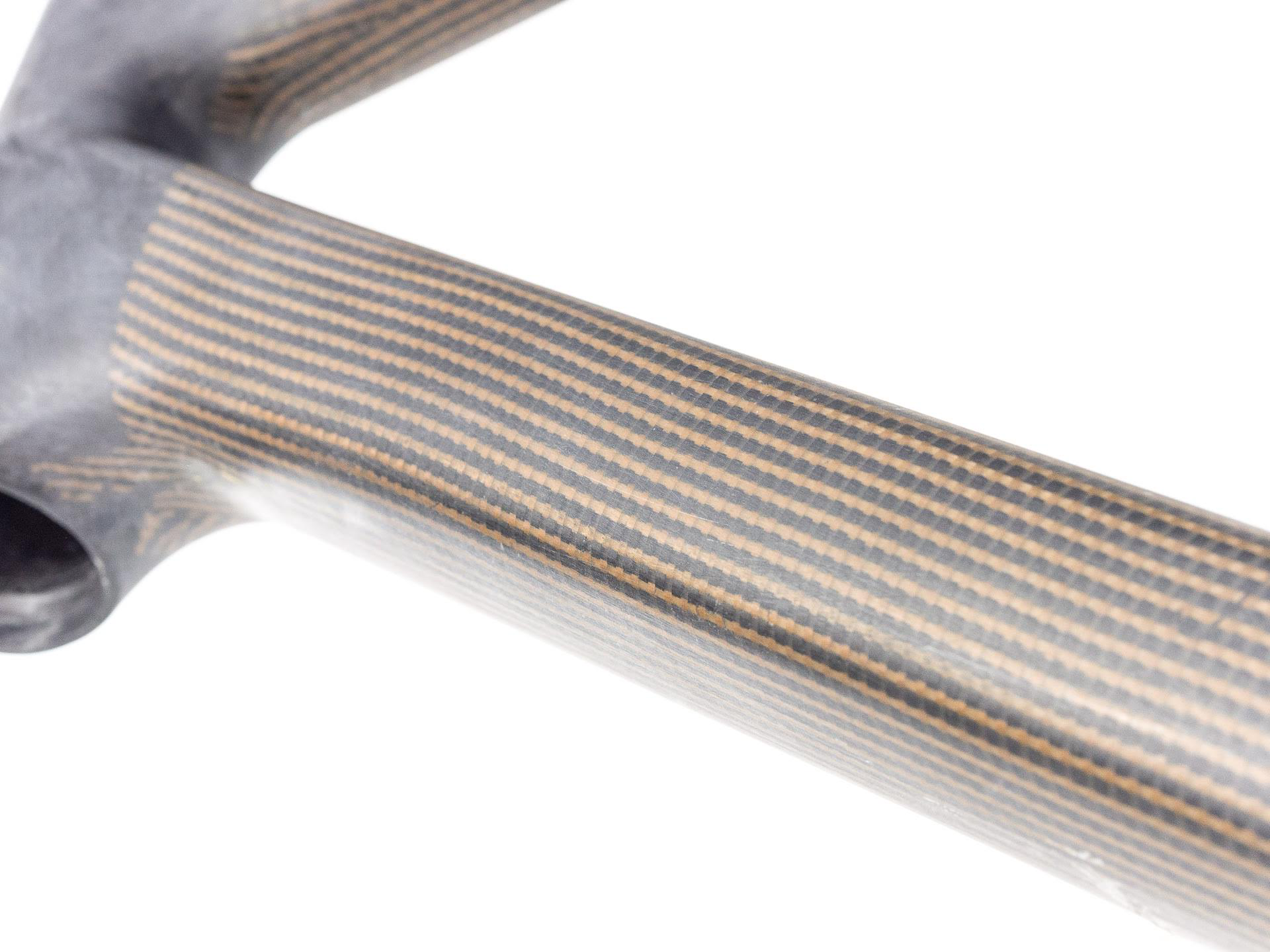 加拿大Panorama自行車使用Xantu.Layr增韌技術(shù)推出復(fù)合材料框架新產(chǎn)品