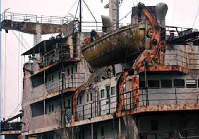 海洋平臺(tái)采用氟化物膠膜延緩金屬腐蝕的相關(guān)資訊